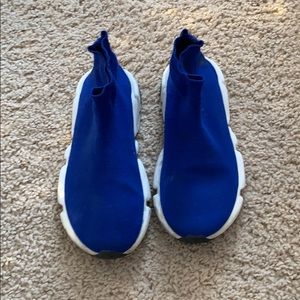 HOT ITEM- girls Balenciaga sneakers size 33-34